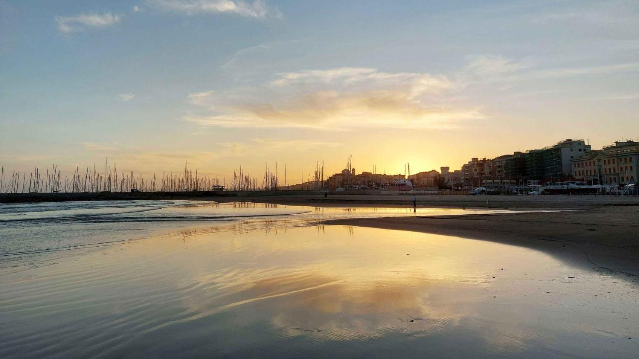 Sweet Home & Wellness Affittacamere Nettuno Buitenkant foto