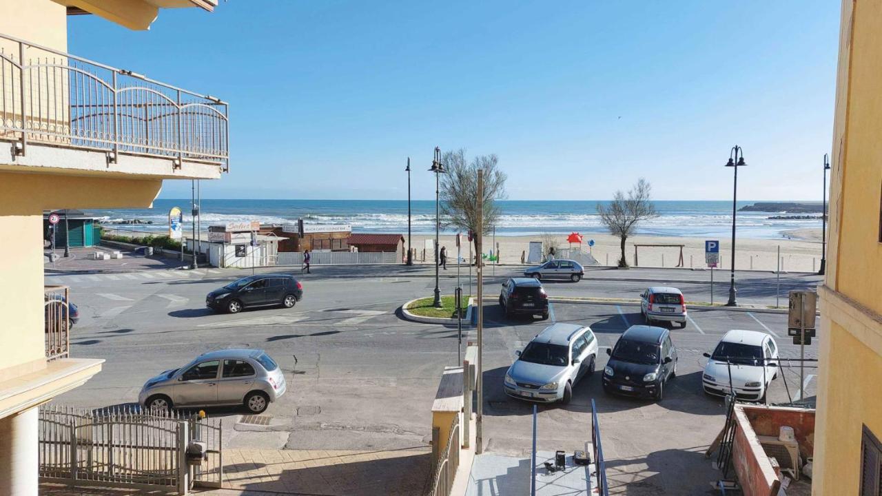 Sweet Home & Wellness Affittacamere Nettuno Buitenkant foto